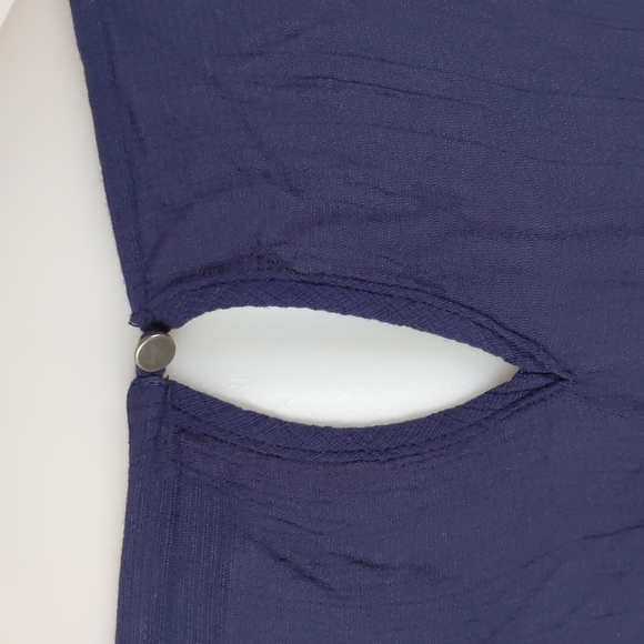 Jeanswest Top Size 8 Navy Blue 3/4 Sleeves Round Neck Tie-up Front Hi-Low Hem - Picture 10 of 14